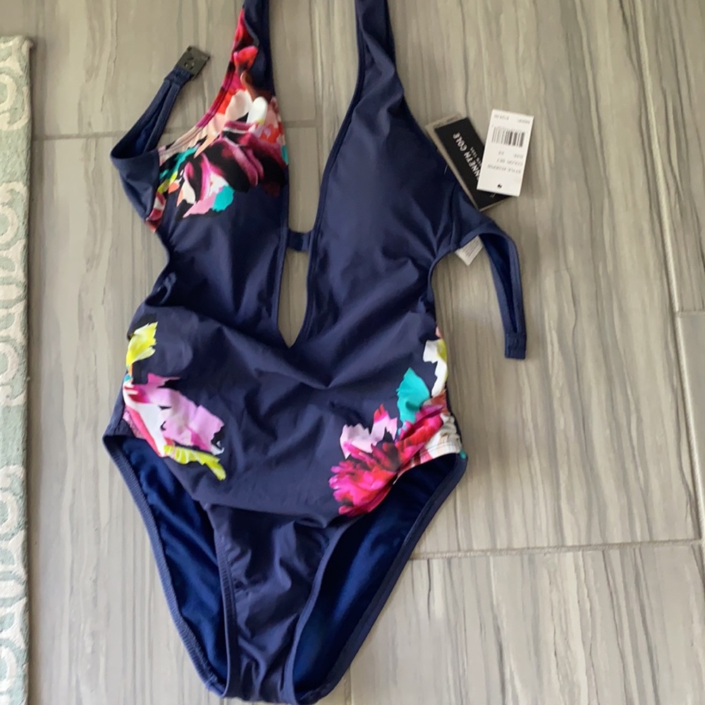 Kenneth Cole xs - Picture 3 of 4